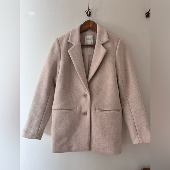 Beige Wool Abercrombie & Fitch Blazer, size XS. - Picture 5 of 7